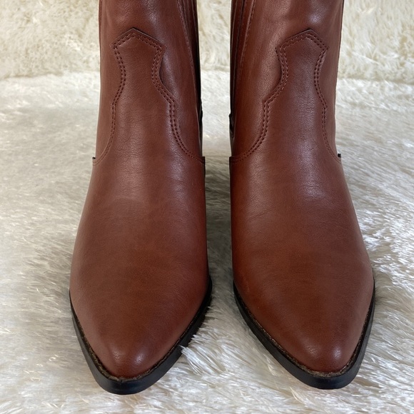 NEW| CHASE AND CHLOE Chelsea Western Boot - Picture 6 of 13